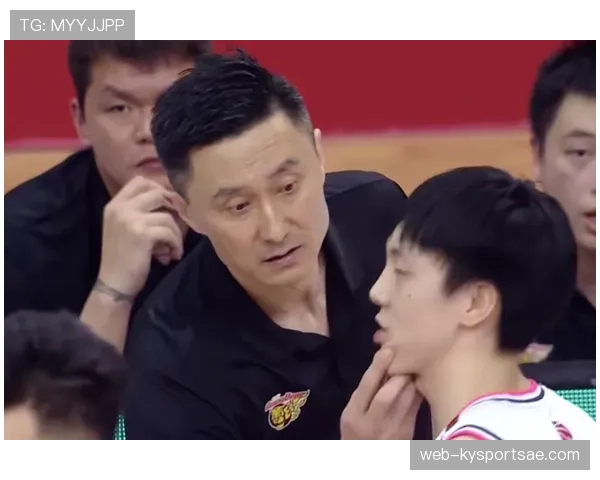身体冲撞判罚要点：裁判如何区分合法肩撞与犯规